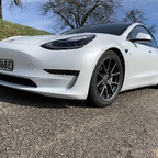 Tesla Model 3 LR AWD mit KW Gewindefahrwerk